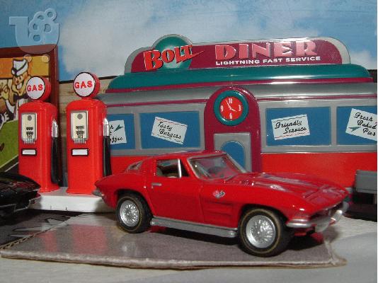 PoulaTo: 1965 Chevrolet Corvette, Johnny Lightning τελειο